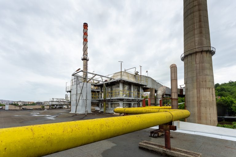 Общество | Аварии оставиха без парно части от Велико Търново