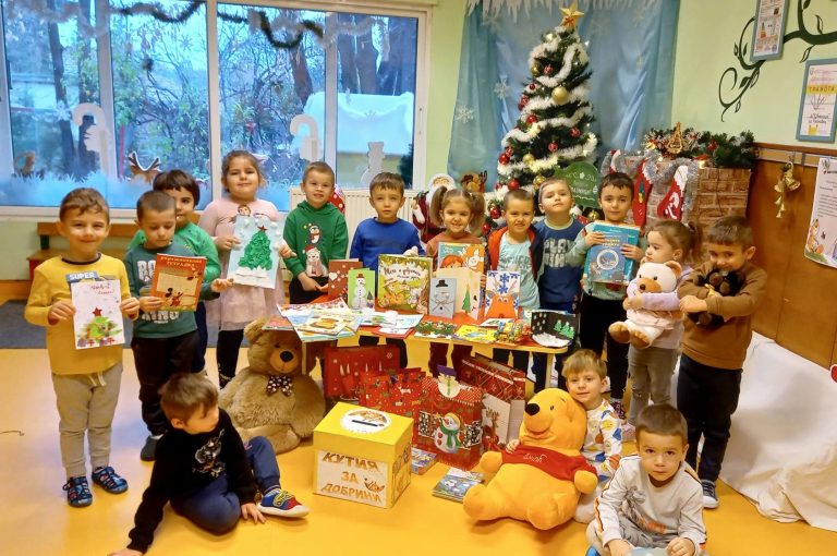 Поредица от празнични прояви имаше в Лясковец и в селата на общината за Коледно-новогодишните празници