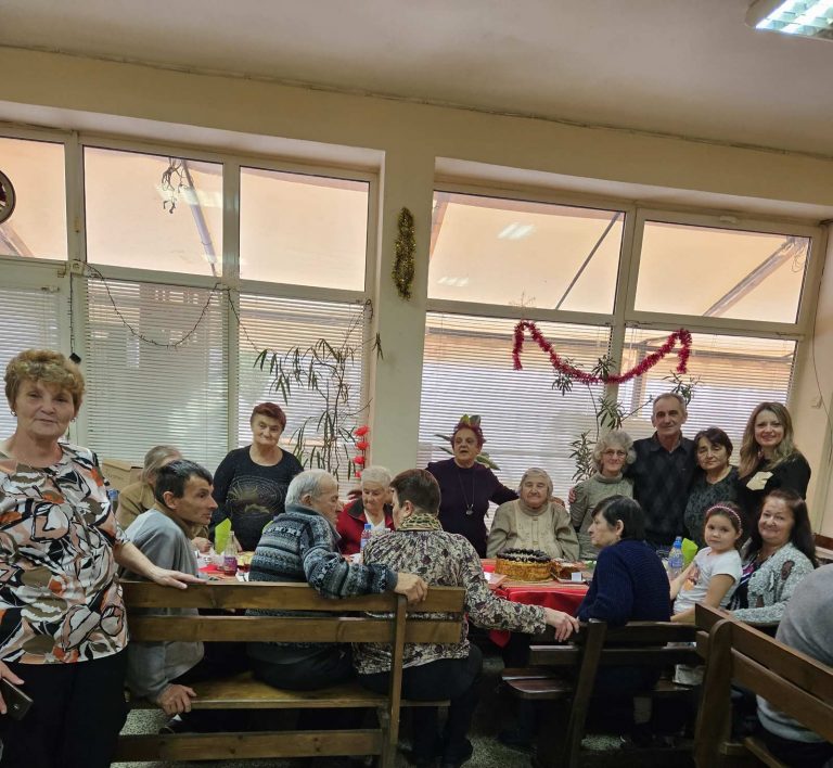 Хората в неравностойно положение от Лясковска община получиха внимание и подаръци