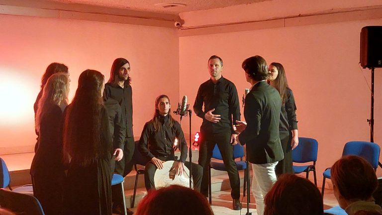 12 300 посетители посрещнаха залите „Рафаел Михайлов” през 2023 година