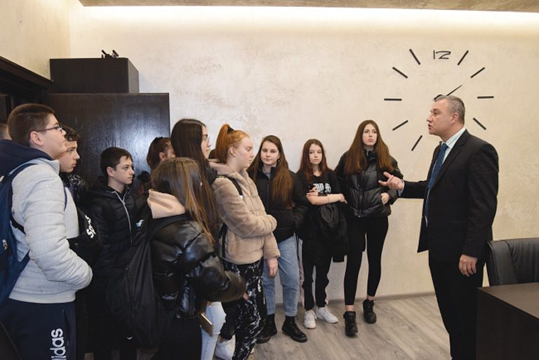 Създадоха първия в страната  Ученически общински съвет