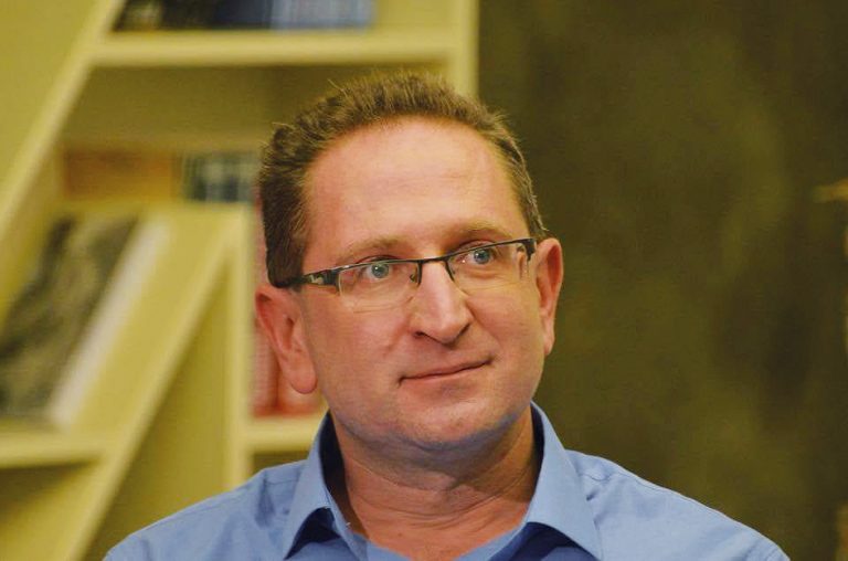 Култура | Георги Бърдаров:  “Най-любимият ми  момент в писането е,  когато навляза в историята и започна да живея в нея”