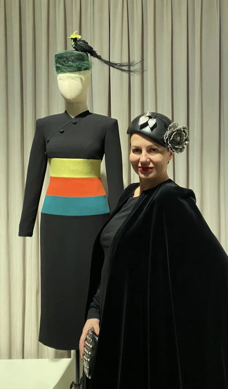 Шапки на търновка са част от изложба, посветена на световен дизайнер