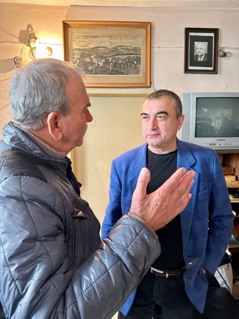 Председателят на местния парламент изслуша проблемите на хората в Леденик