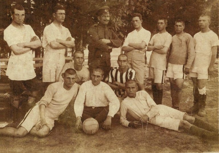 100 години “Етър”: Чехи и белогвардейци, пивовар и книжар насърчили с щедрост търновския футбол