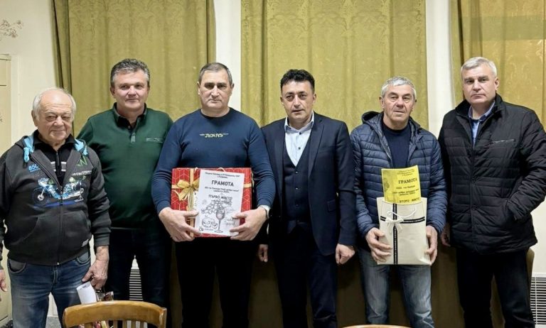 В Лясковско за поредна година избраха най-добрите винари и зарязаха лозята за берекет