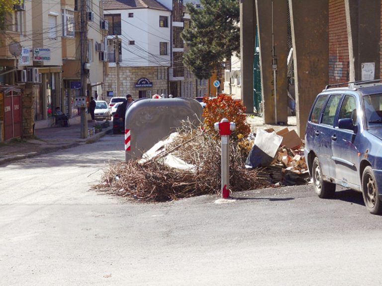 Горна Оряховица | Разчистиха незаконно сметище  до училище в Горна Оряховица