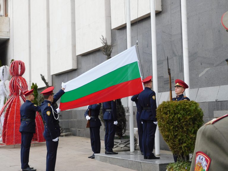 Велико Търново тържествено чества 146 г. от Освобождението на България