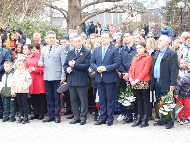 Велико Търново тържествено чества 146 г. от Освобождението на България