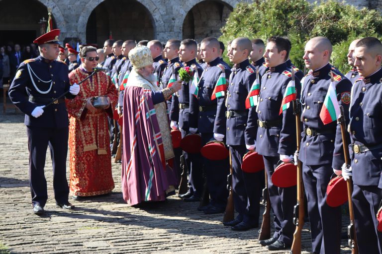 Велико Търново отбелязва своя празник за 145-и път (снимки)