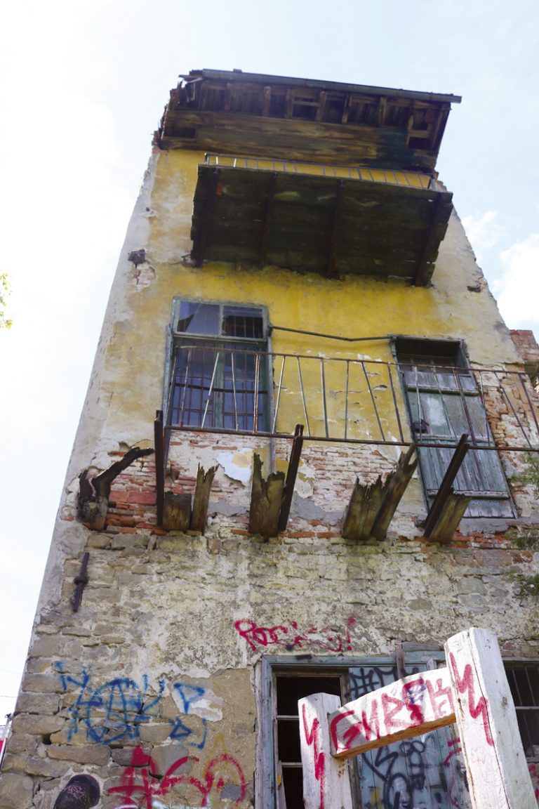 Между 800 и 900 са културно-историческите сгради във Велико Търново