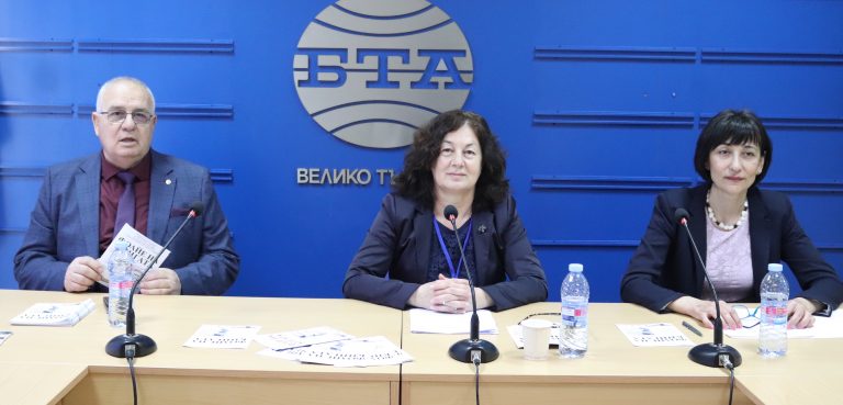 Горещи новини | Близо 50 автора и 40 издателства представят най-новите си книги във Велико Търново
