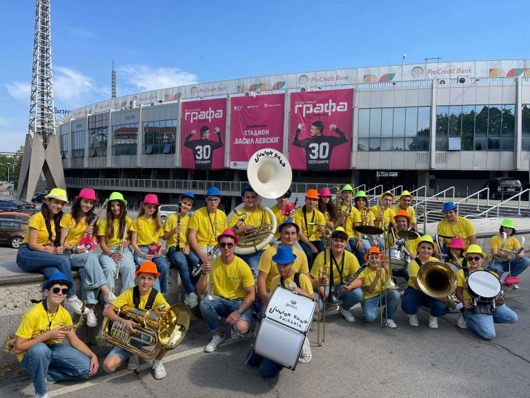 Общество | С тридневно турне Junior Band ще покори Кипър