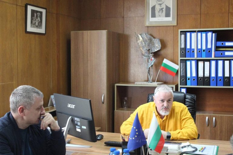 Горещи новини | След публикация на в. „Янтра ДНЕС“! Променят маршрута на автобусите от Елена за Велико Търново