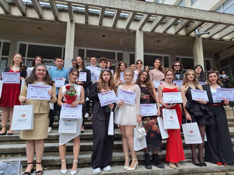 ПЕГ „Проф.д-р Асен Златаров“  изпрати випуск’2024