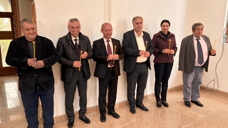 Общество | Великотърновският университет отбеляза  Денят на Светите братя Кирил и Методий