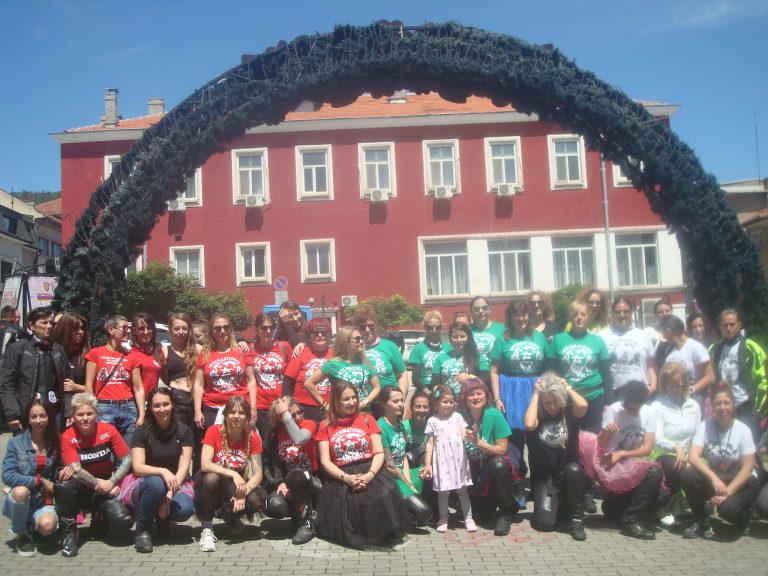 Рокерки на мощни мотори превзеха Велико Търново