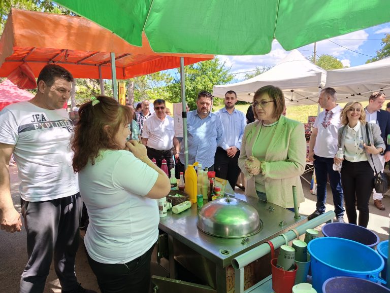 Силна подкрепа изрази Корнелия Нинова за отбора на БСП във Велико Търново начело с Атанас Зафиров