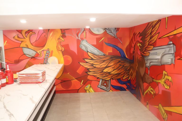 Ресторантът “Chick Norriz” предлага първото във В. Търново българско пържено пиле по американски