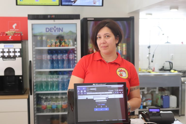 Ресторантът “Chick Norriz” предлага първото във В. Търново българско пържено пиле по американски