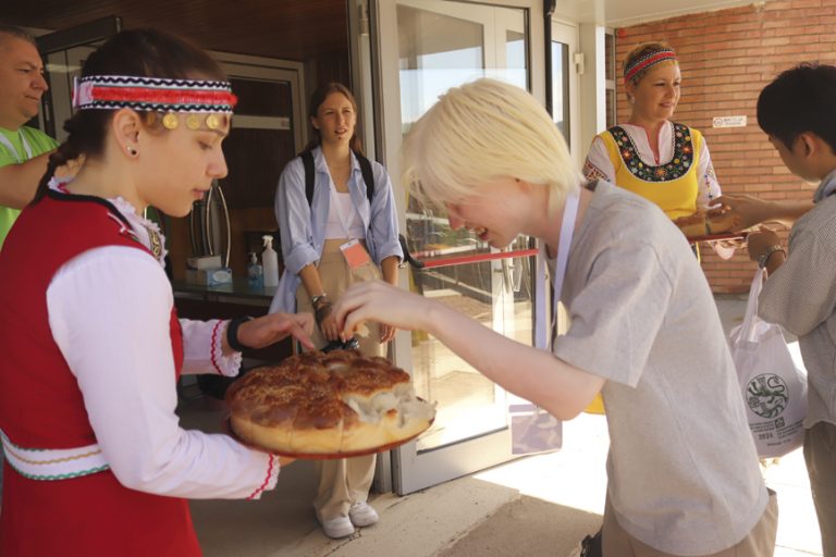 Участници от 3 континента откриха  47-мия семинар по български език във ВТУ