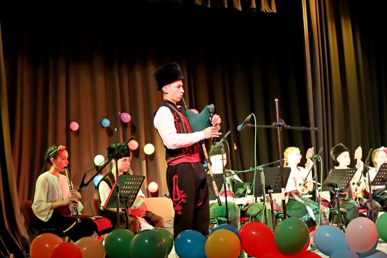 Лясковската Школа за народни инструменти „Потомци“ отпразнува пет години от създаването си