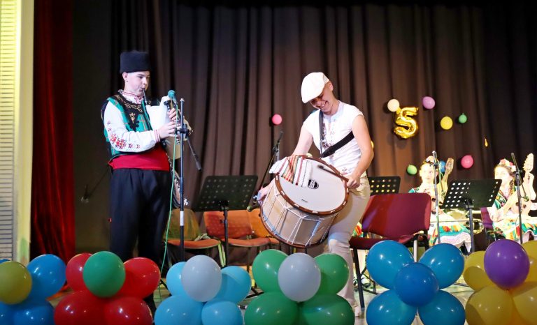 Лясковската Школа за народни инструменти „Потомци“ отпразнува пет години от създаването си