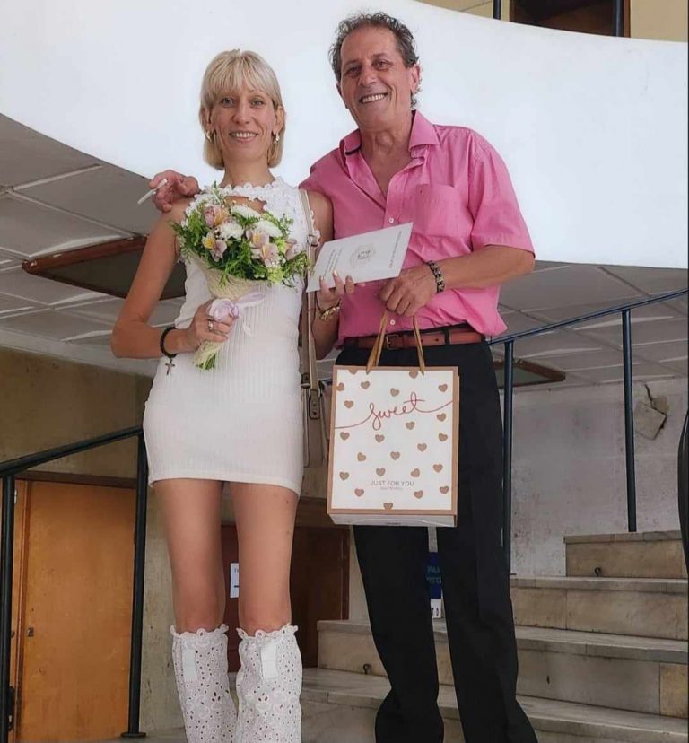 Горещи новини | Бащата на „Радка пиратка“ се ожени