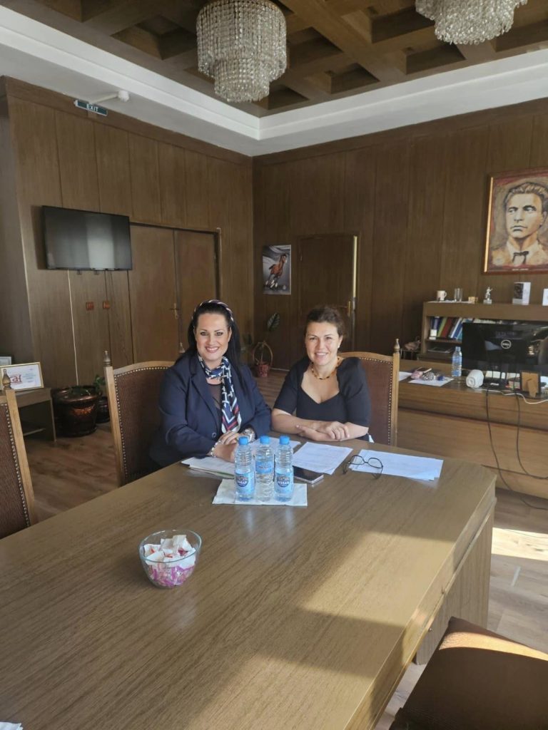 Горещи новини | Областните администрации във В. Търново и Ловеч обмислят общо сътрудничество