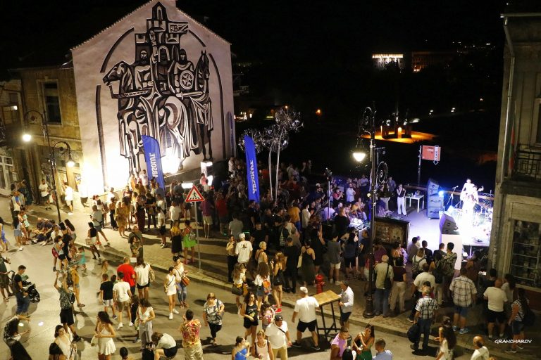 Фестивалът „48 часа Варуша юг“ съживи отново Старо Търново