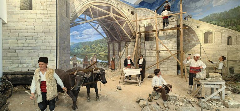 Колю Фичето, изваян от търновец, ще  посреща туристи на моста край Бяла