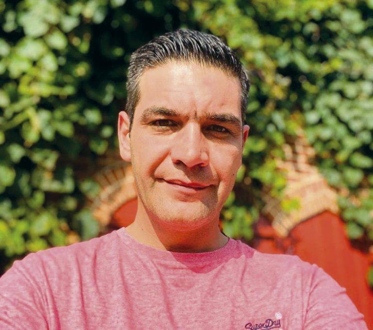 Горещи новини | Стефан Стефанов – откровено за живота и политиката…