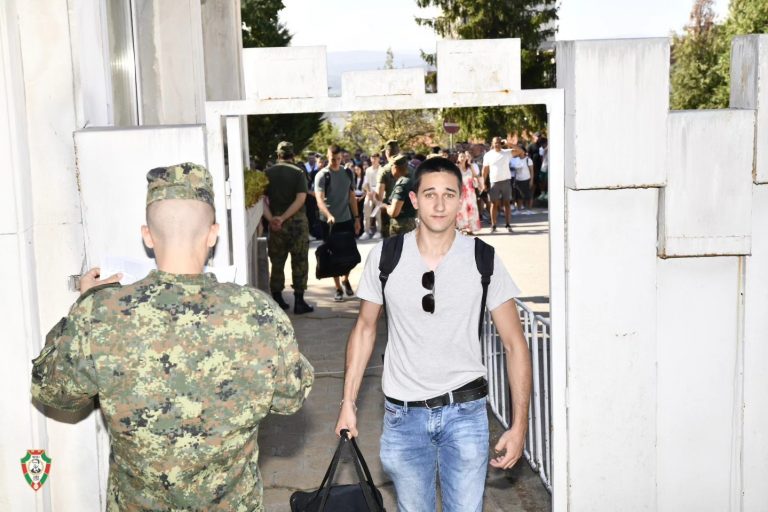 Горещи новини | 140 курсанти прекрачиха прага на НВУ