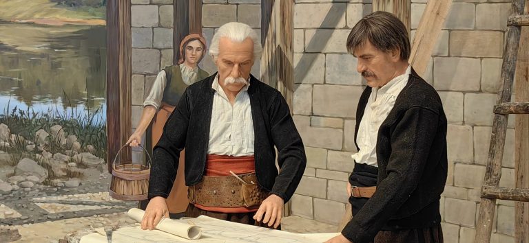 Колю Фичето, изваян от търновец, ще  посреща туристи на моста край Бяла