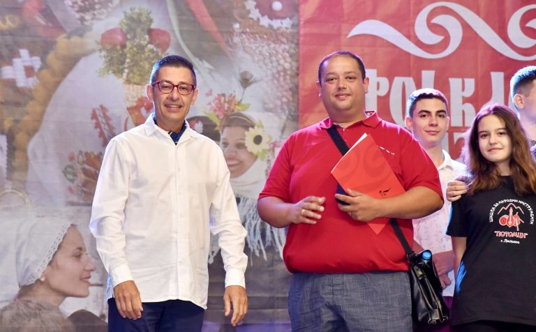 Много отличия спечелиха самодейците от Лясковска община от престижни летни фестивали