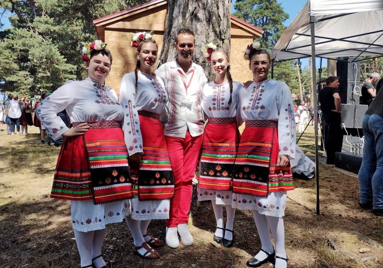 Много отличия спечелиха самодейците от Лясковска община от престижни летни фестивали