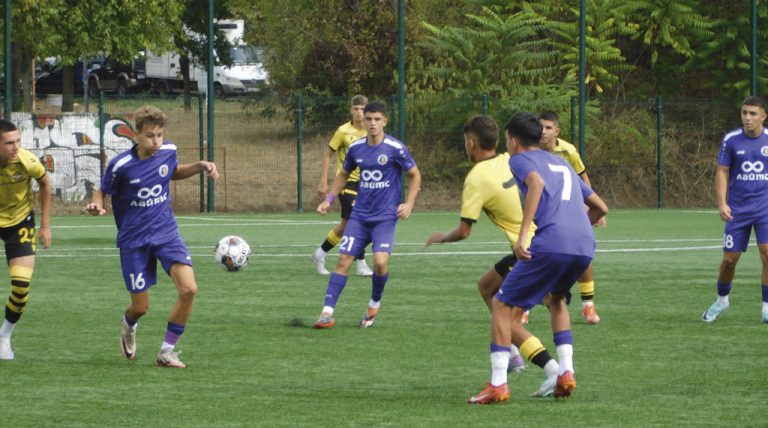 Спорт | “Етър” U16 с реми 0:0 срещу “Ботев” (Пд)