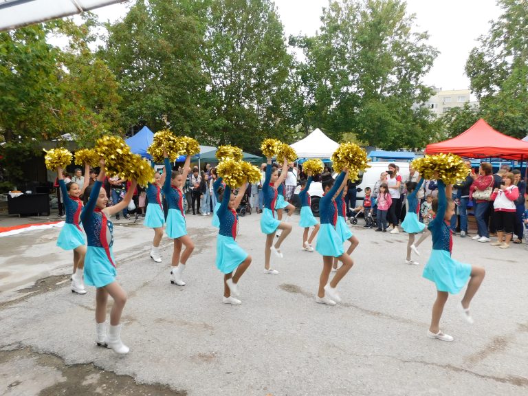 С богата програма, скара и изкушения Фермерският пазар празнува 1 г. от създаването си