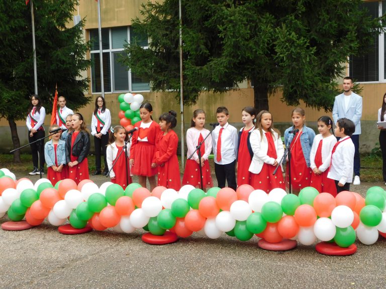 Даниел Панов уважи откриването на учебната година в СУ „Емилиян Станев“