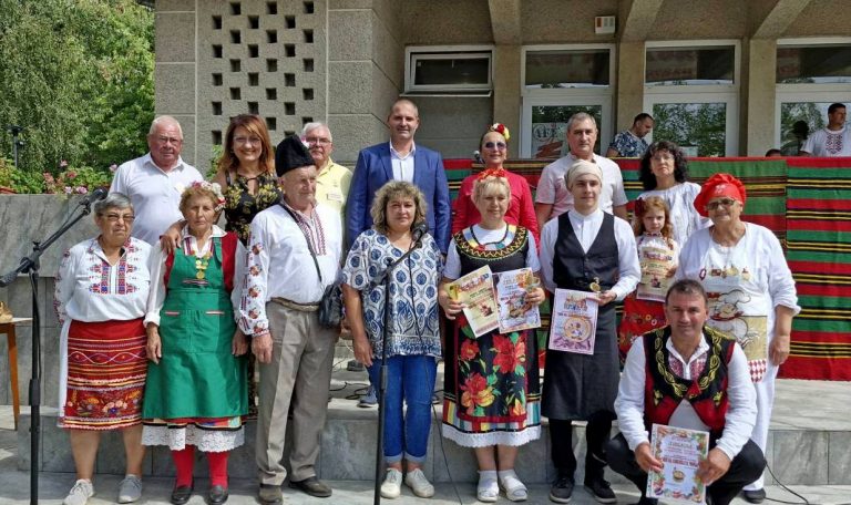 Уникалният Празник на кокошата чорба в Козаревец събра за дванадесети път кулинари и гости