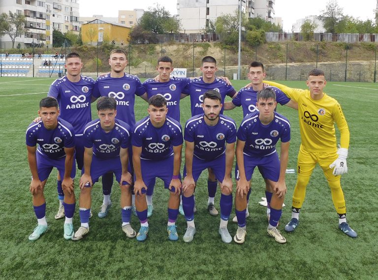 Спорт | Гол на Димитър Колев донесе  успех на “Етър-2” в нервен мач