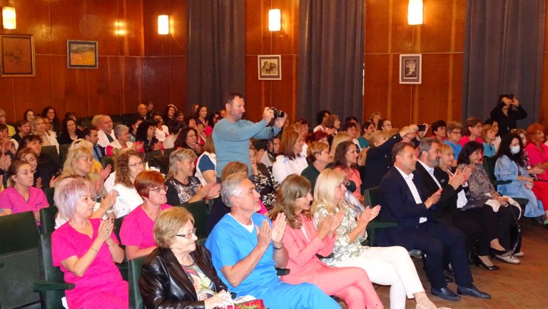 70 години отбеляза Инфекциозно отделение, наградиха медиците за борбата с Covid-19