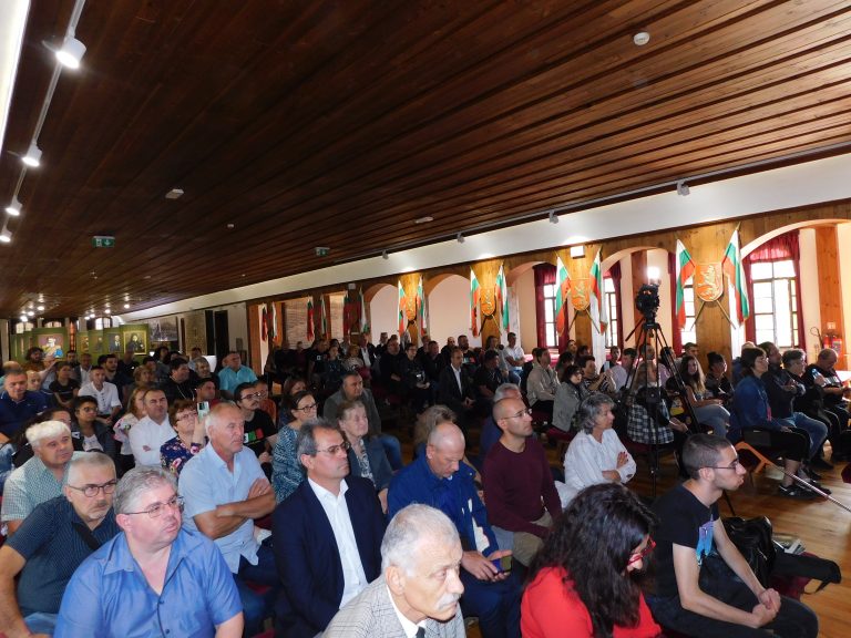 Костадин Костадинов: При висока избирателна активност “Възраждане” ще стане първа политическа сила