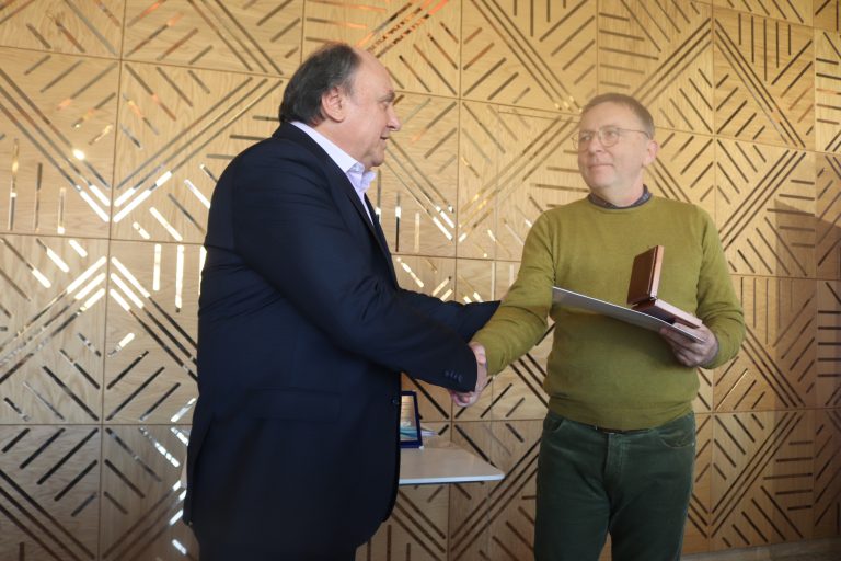 Д-р Валентин Точков бе избран за  „Лекар на 2024 г“ във Велико Търново