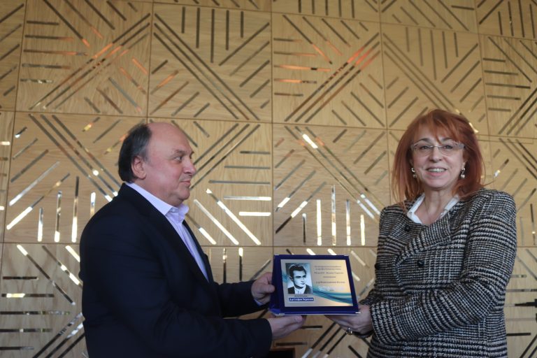 Д-р Валентин Точков бе избран за  „Лекар на 2024 г“ във Велико Търново