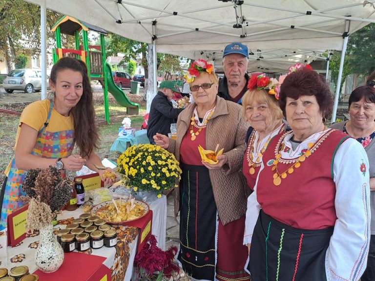 Горна Оряховица | Нетрадиционни видове сладка и маджун опитаха гостите на Празника на захарната метла в Стрелец