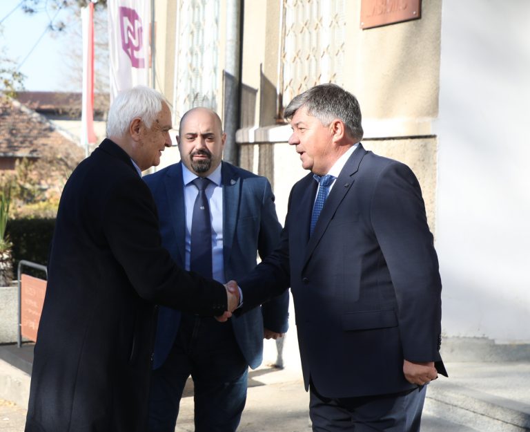 Министърът на отбраната Атанас Запрянов посети „ТЕРЕМ ИВАЙЛО“