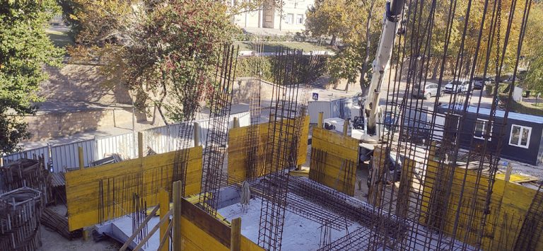 Общество | Правят нов учебен комплекс  в Стопанската академия