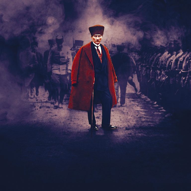 Ататюрк променя Турция  по модела на България