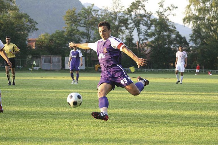 Спорт | Внезапно почина бившият етърец Румен Иванов